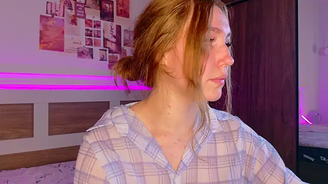 LunaXBaddie's Live XXX Chat