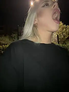 Czat XXX na żywo – AlyssaFoxx_