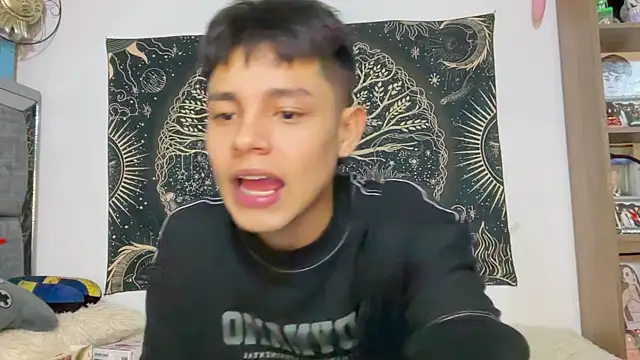 Czat XXX na żywo – Andy_Belier23