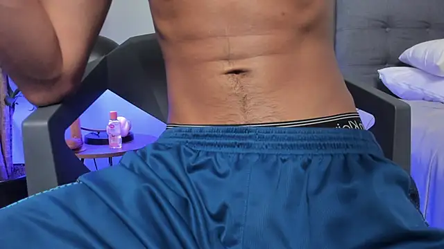 Tylerffoxx live XXX chat