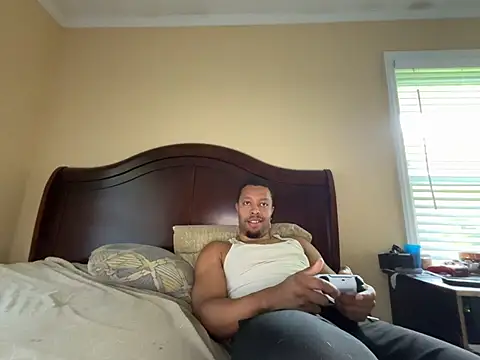 Charmingswoleking's Live XXX Chat
