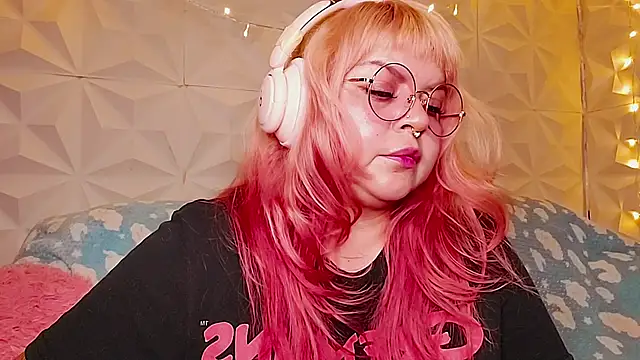 Chat XXX en directo de Satyn_doll