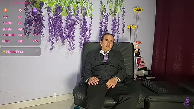 Živý XXX chat GreisyAndHazzan