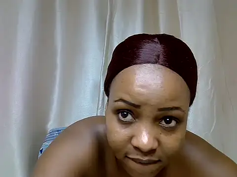 Онлайн чат XXX Queen_pretty2