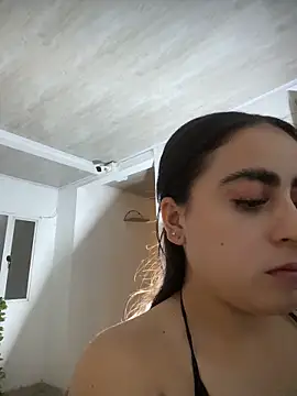 LILI_911 Adlı Modelin Canlı XXX Sohbeti
