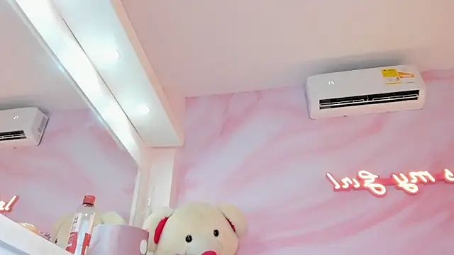 Iam_Caami_'s Live XXX Chat