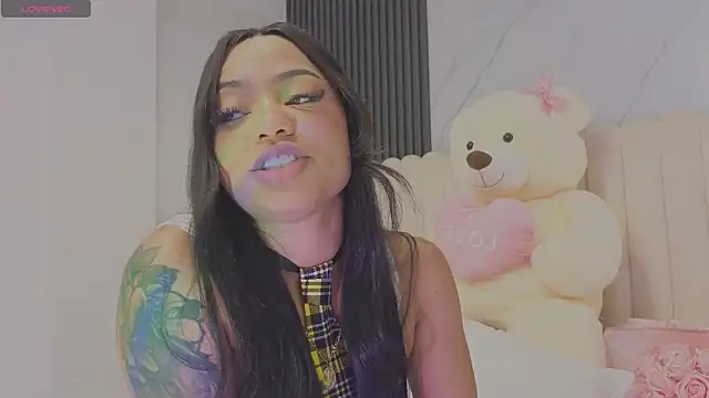 Chat XXX en directo de Madiee_Rhea