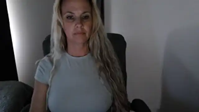 LoVe_On Chat XXX live