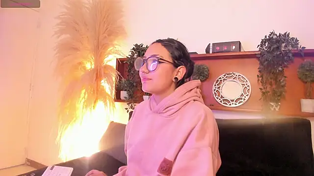 SariBm Chat XXX in diretta