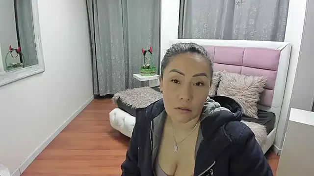 gaby_trentn Live XXX chat