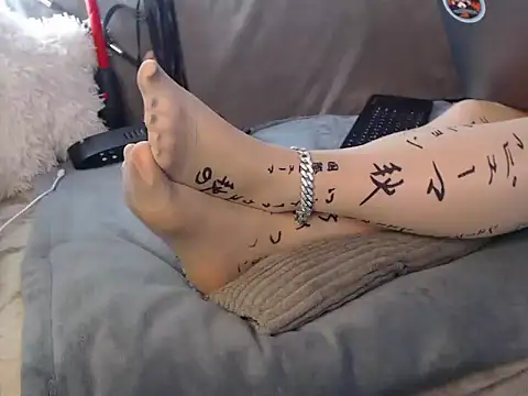 GoddessMonicaAngels' Live XXX Chat