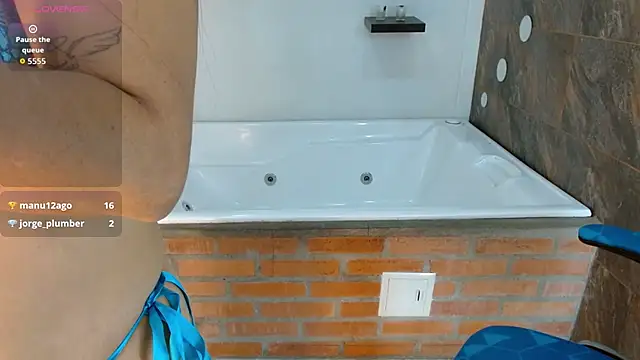 צ'אט XXX בשידור חי של Miia_Rosee_