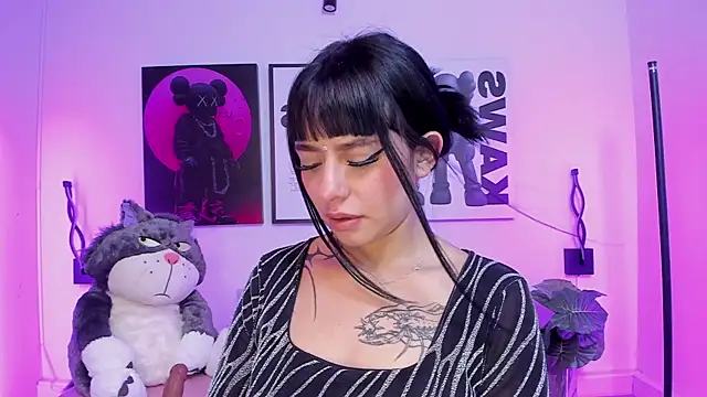 צ'אט XXX בשידור חי של Selene_bennet