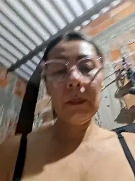 Mia-funny20's Live XXX Chat