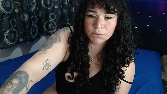 Czat XXX na żywo – ANGELIQUE_KLANE