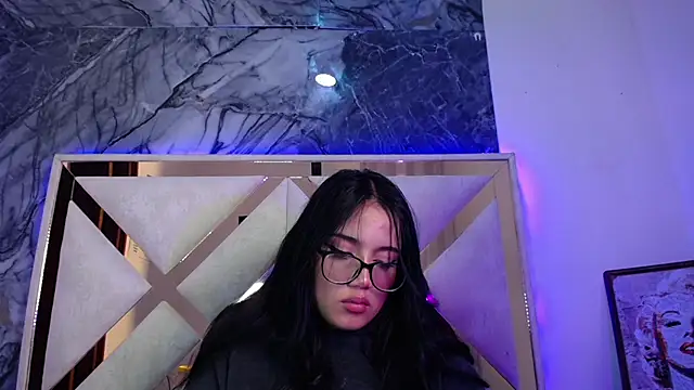 แชท XXX สดของ ladymooncs