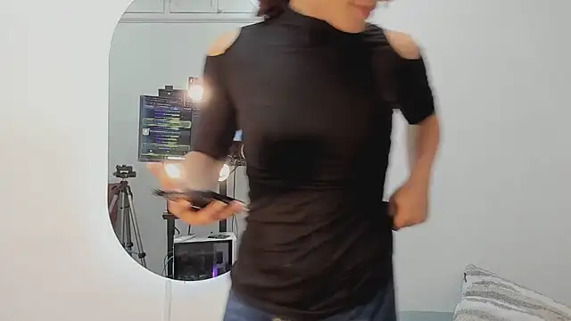 KassMonroe 现场XXX聊天