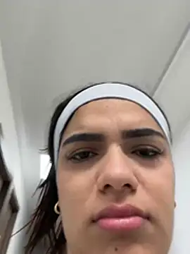 Онлайн чат XXX Umarani_