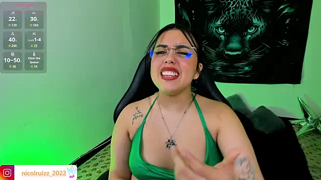 Nicolle_Ruizz's Live XXX Chat