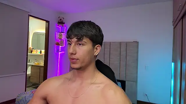 CHRIS_MORGAN1: онлайн-секс-чат