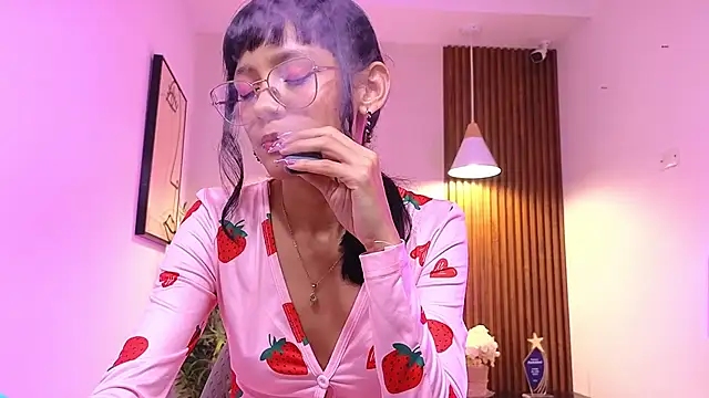 Cherry_Vixen_: онлайн-секс-чат