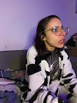 Chatroom XXX en direct de Poison_Ivy_29