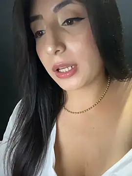 Tabatha_11's Live XXX Chat
