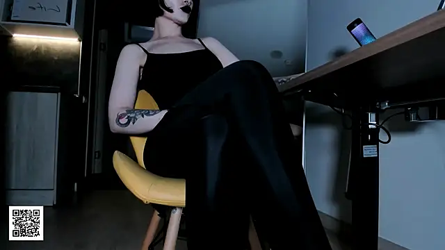צ'אט XXX בשידור חי של _Misha_Addams_