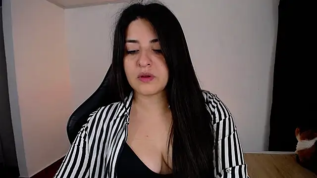 צ'אט XXX בשידור חי של moritalatina