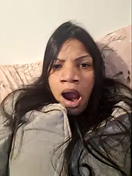 charllottebrasilian's Live XXX Chat
