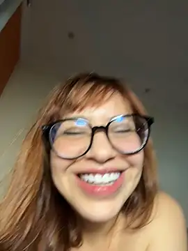 Chat +18 de AgnesCampp ao vivo