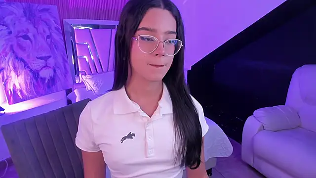Czat XXX na żywo – VictoriaMonroee_