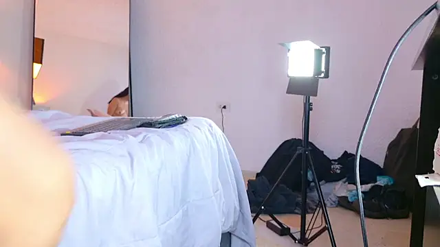 XXX chat uživo modela purelove_w
