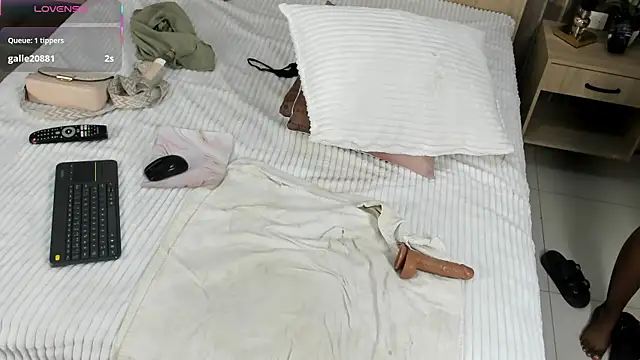 rebeca_cortez_ Chat XXX in diretta