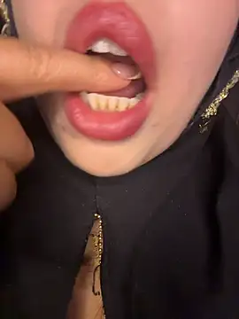 zahra_Jalid 라이브 XXX 채팅