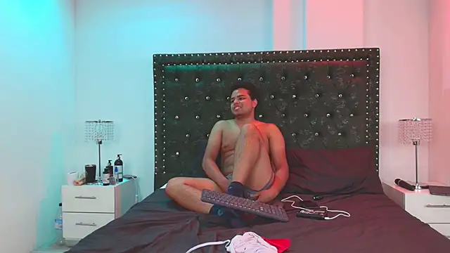 Chat XXX ao vivo de TarlyWho