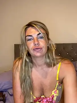 Scarlett_the_girlnextdoor's Live XXX Chat
