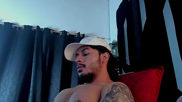 Онлайн чат XXX Justin_WhiteJS