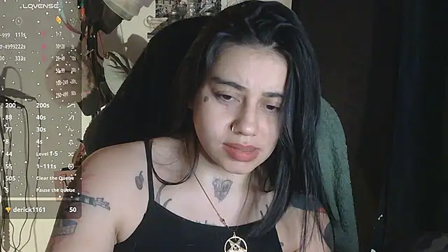 val_bardot's Live XXX Chat