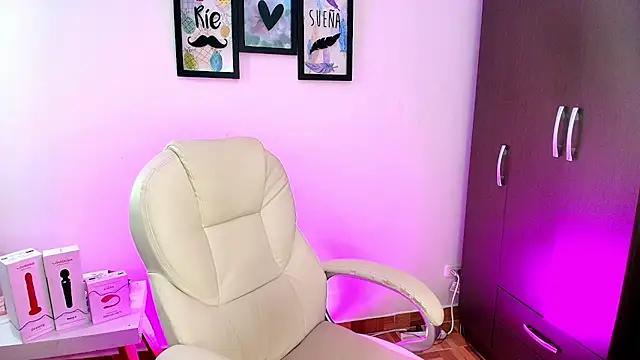 mariaan_m_'s Live XXX Chat