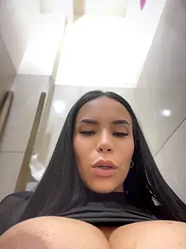 Naatalia Live XXX-chat