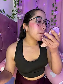 anni_ross' Live XXX Chat
