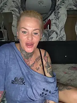 InkedMissLaBaehm – Live XXX-chat