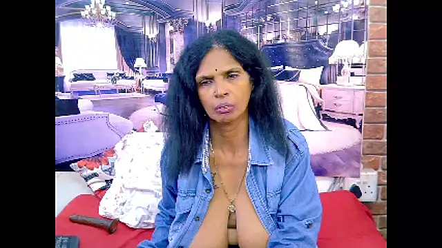 IndianVanya4u2u – Live XXX-chat
