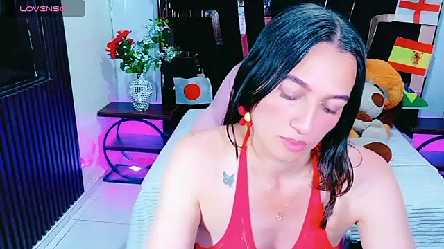 Megan_Rai Chat XXX in diretta