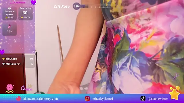 mitzukywinteer's Live XXX Chat