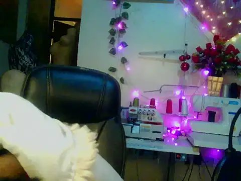 Anaconda2350's Live XXX Chat