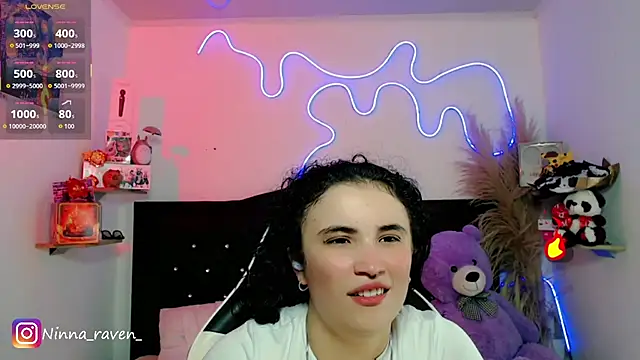 Chatroom XXX en direct de Ninna_ravenn