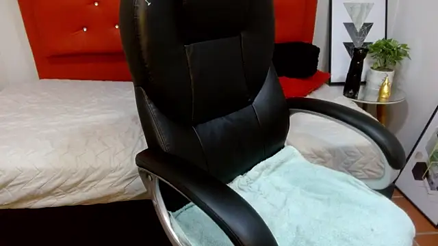 bigcock_robert Chat XXX live