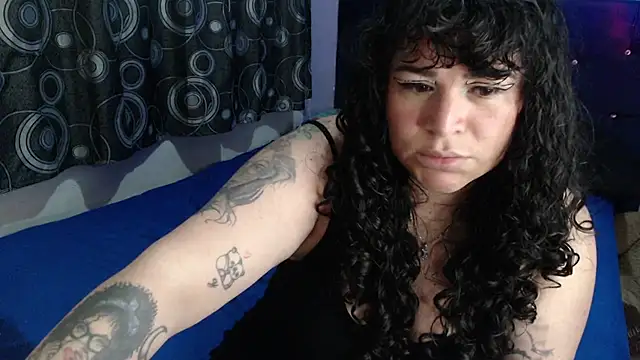 ANGELIQUE_KLANE's Live XXX Chat